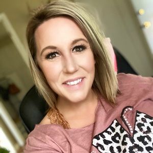 Meet your Posher, Megan